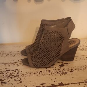 Vince Camuto Tan Shoes